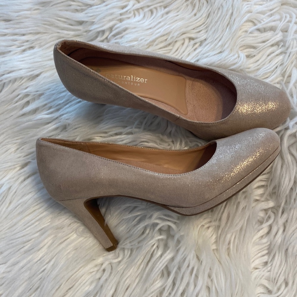 Naturalizer Heel Shoes size 7M excellent condition see all photos (B8)